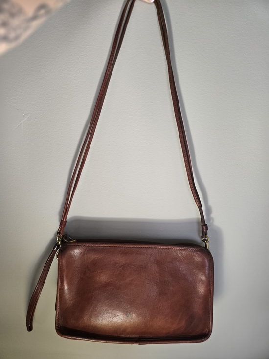 Other - 1975 Vintage Coach Basic Bag